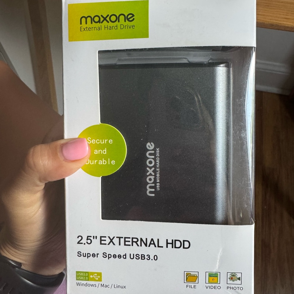 Maxone 2.5" External Hard Drive 320GB